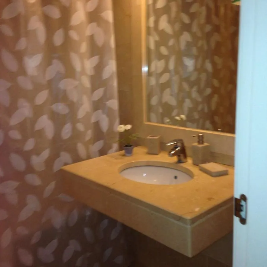 El Presidente Luxury Apartments  Εστεπόνα
