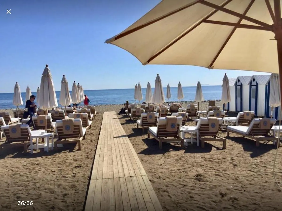 El Presidente Luxury Apartments 0*, Estepona